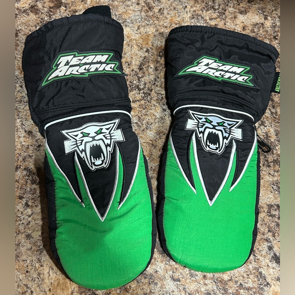 Arctic Cat Thinsulate Black Insulated Mittens